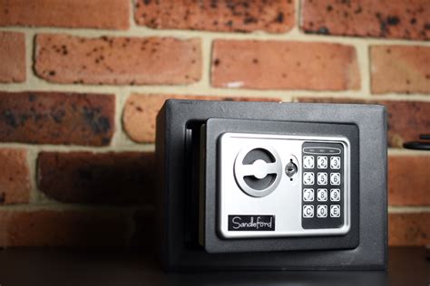 sandleford safe override code|How To Open A Safe Without A Key Or Code (Do This!).